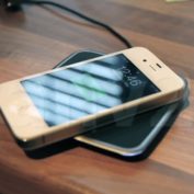 iPhone 4S recharge sans fil